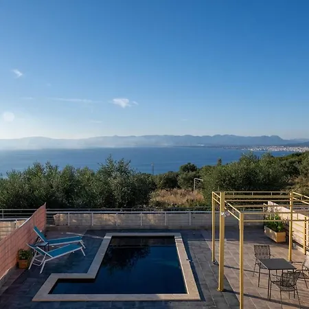 Needa's - Life With Private Pool * Kalamata